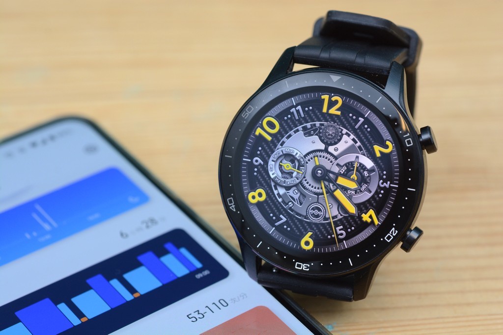 Realme Watch S Pro智慧手錶評測：5ATM防水、SpO2血氧偵測、售價3999元