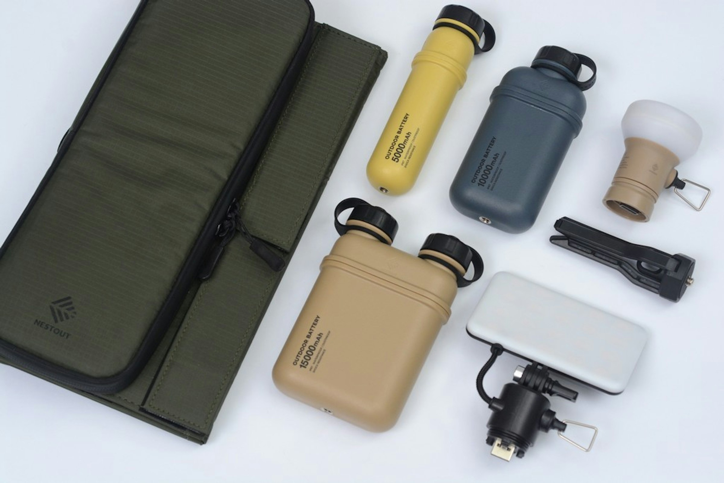照片中提到了NESTOUT、000mAh、5000mAh，包含了皮革、皮革M、皮革