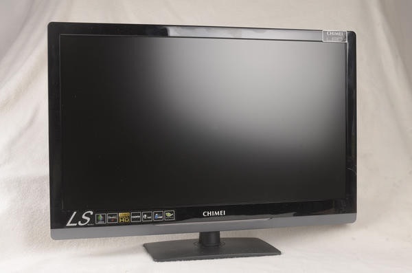 是【癮團購】網路電視原來可以這樣便宜，CHIMEI 24 型數位液晶電視 TL-24LS800D 動手試玩這篇文章的首圖