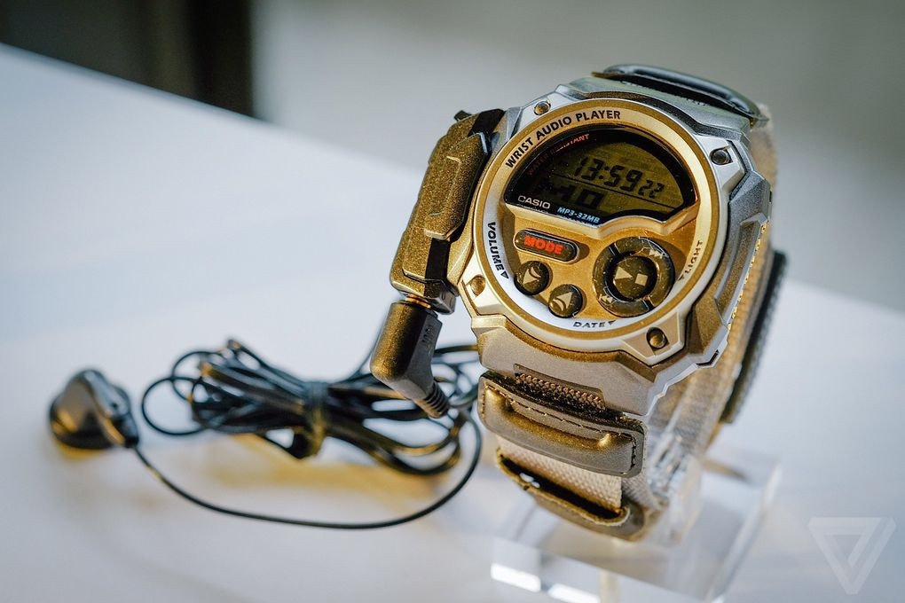 是真正的智慧型多功能手錶先驅者-卡西歐Casio這篇文章的首圖