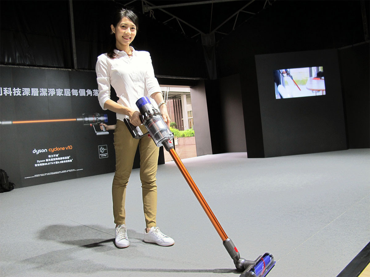 Dyson V10上市搶先看：60分鐘續航力、馬達重量減半、3段強度模式