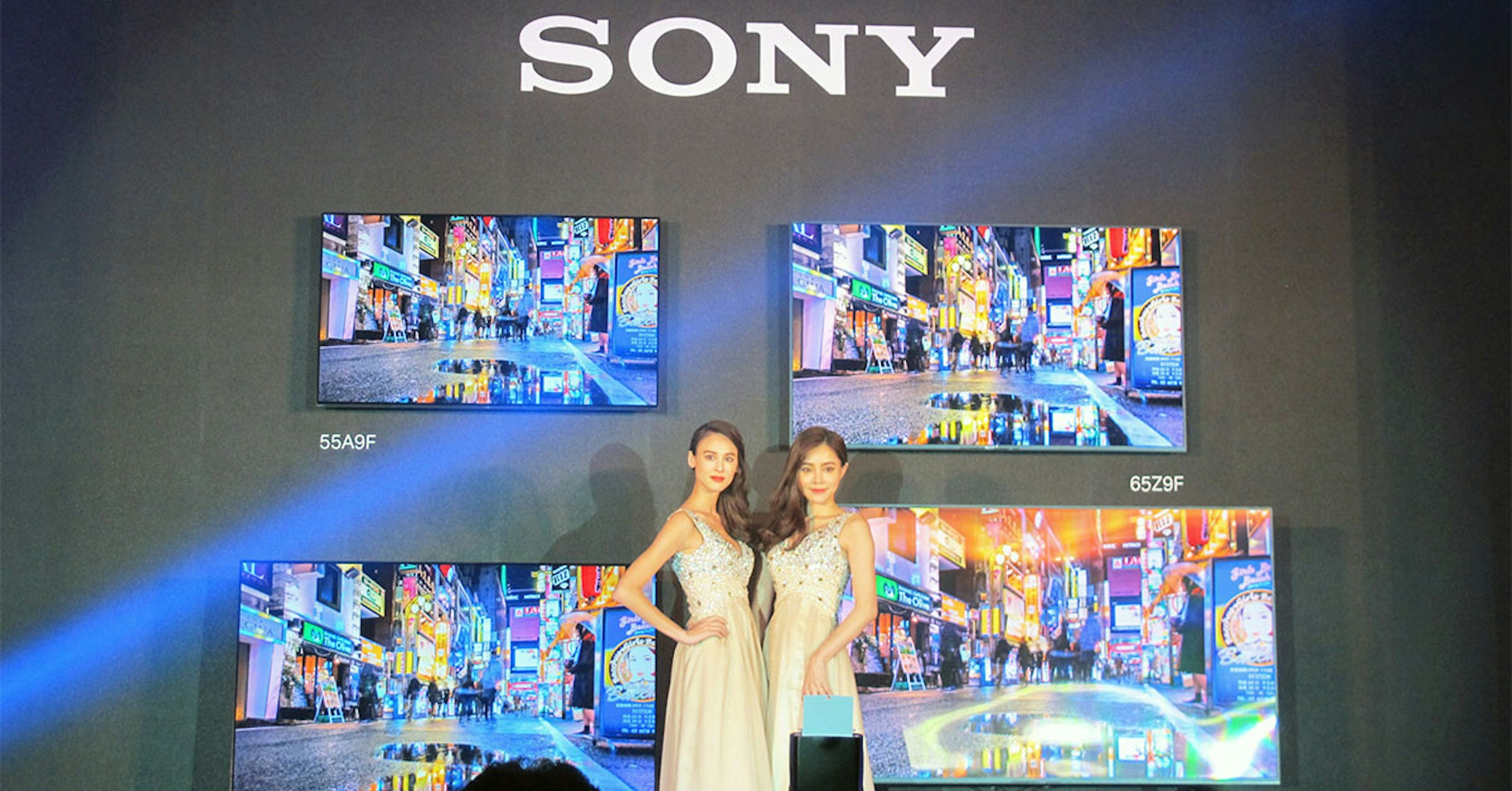 Sony KDL-48W600B - 48" LED TV - 1080p - 60 Hz, Sony 3LR12B1A Stamina Plus Alkaline batteries 4.5V 1pk, Display device, make.believe, Television, Sony Corporation, , Television show, 索尼, LED-backlit LCD, sony make believe, television program, display device, glass, technology, electronic device, window, Sony Corporation