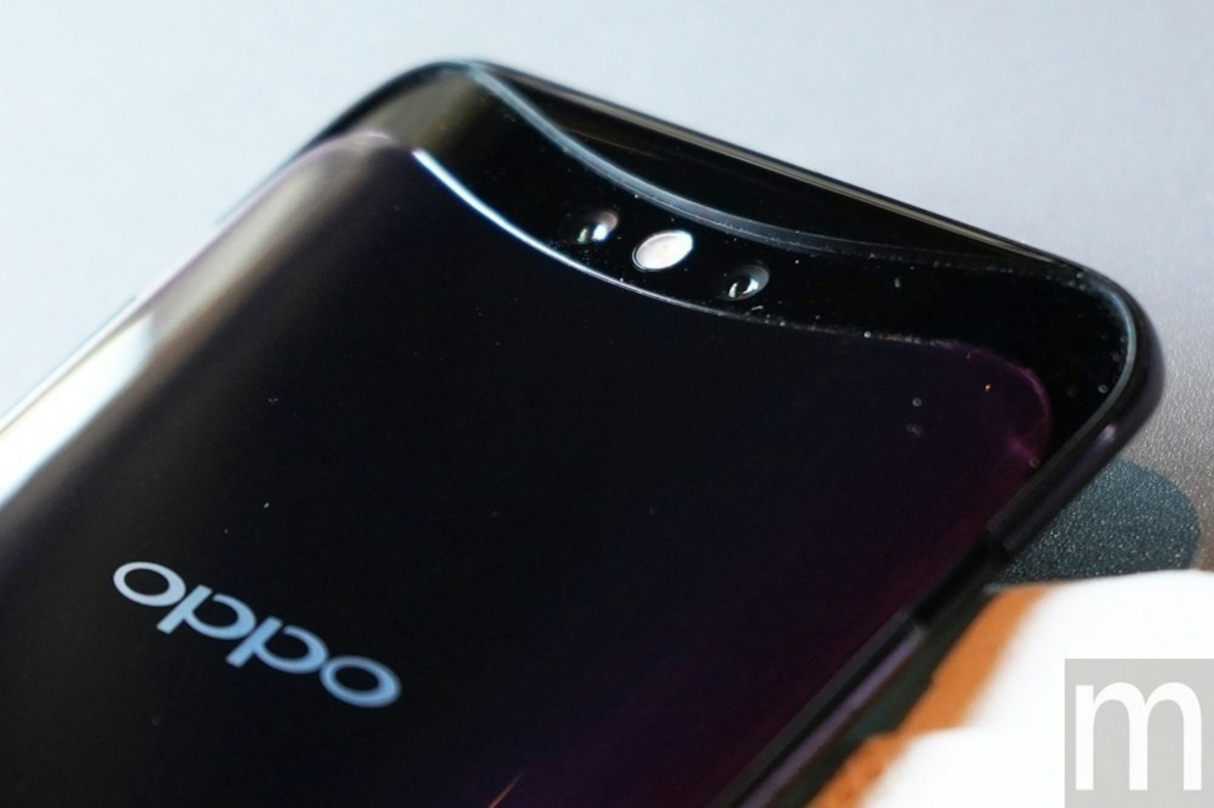 Oppo Find X, , Oppo, Camera phone, , Smartphone, Huawei Nova, Huawei, OPPO, OnePlus, feature phone, Gadget, Violet, Mobile phone, Electronic device, Technology, Smartphone, Material property, Communication Device, Gloss, Portable communications device