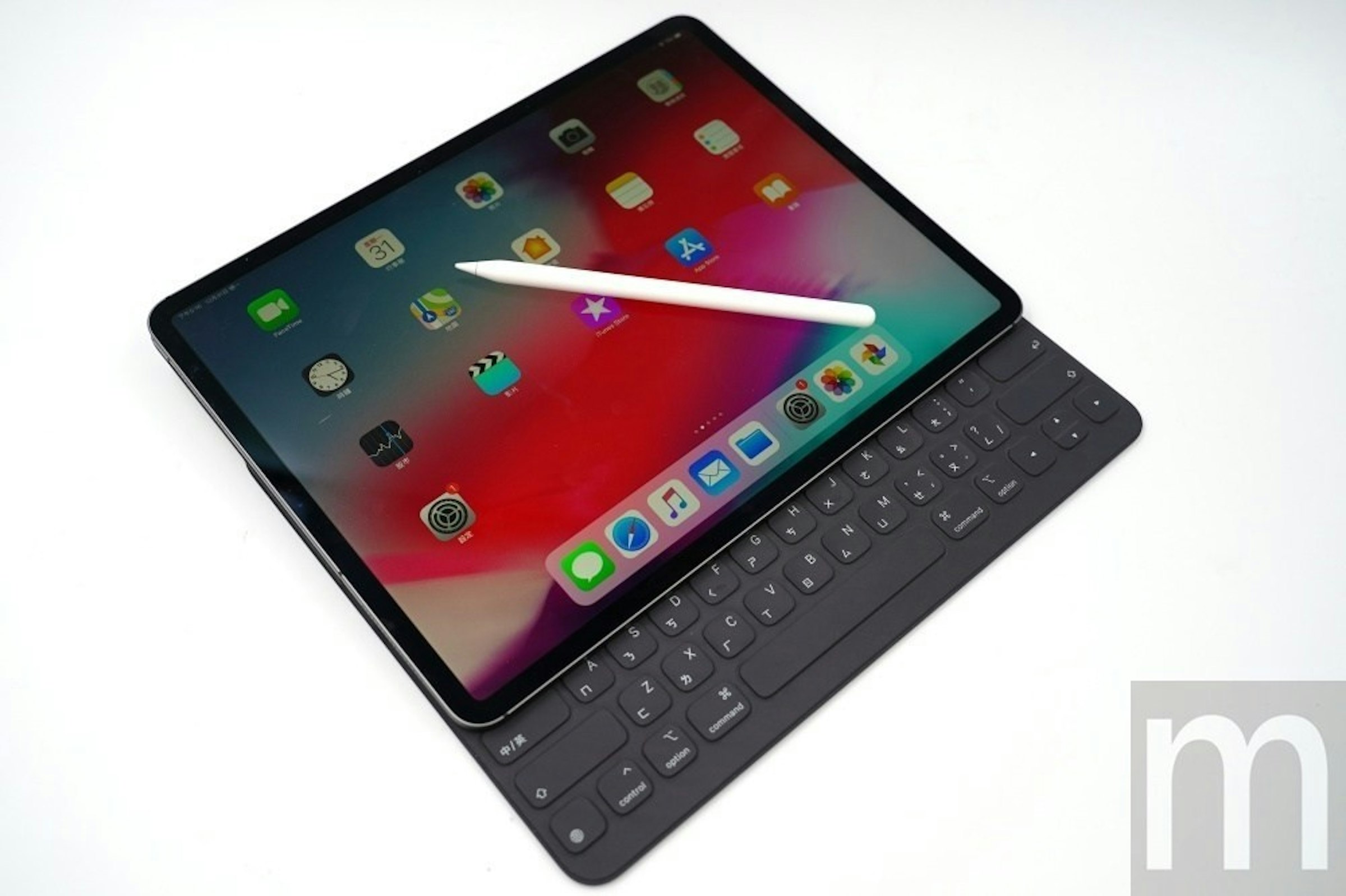 Feature phone, iPad Mini 4, iPad, Apple - 10.5-Inch iPad Pro, Xiaomi Mi 8, Smartphone, Computer keyboard, Fingerabdruckerkennung, , , feature phone, Gadget, Electronic device, Technology, Pink, Ipad, Communication Device, Magenta, Computer, Multimedia, Portable communications device