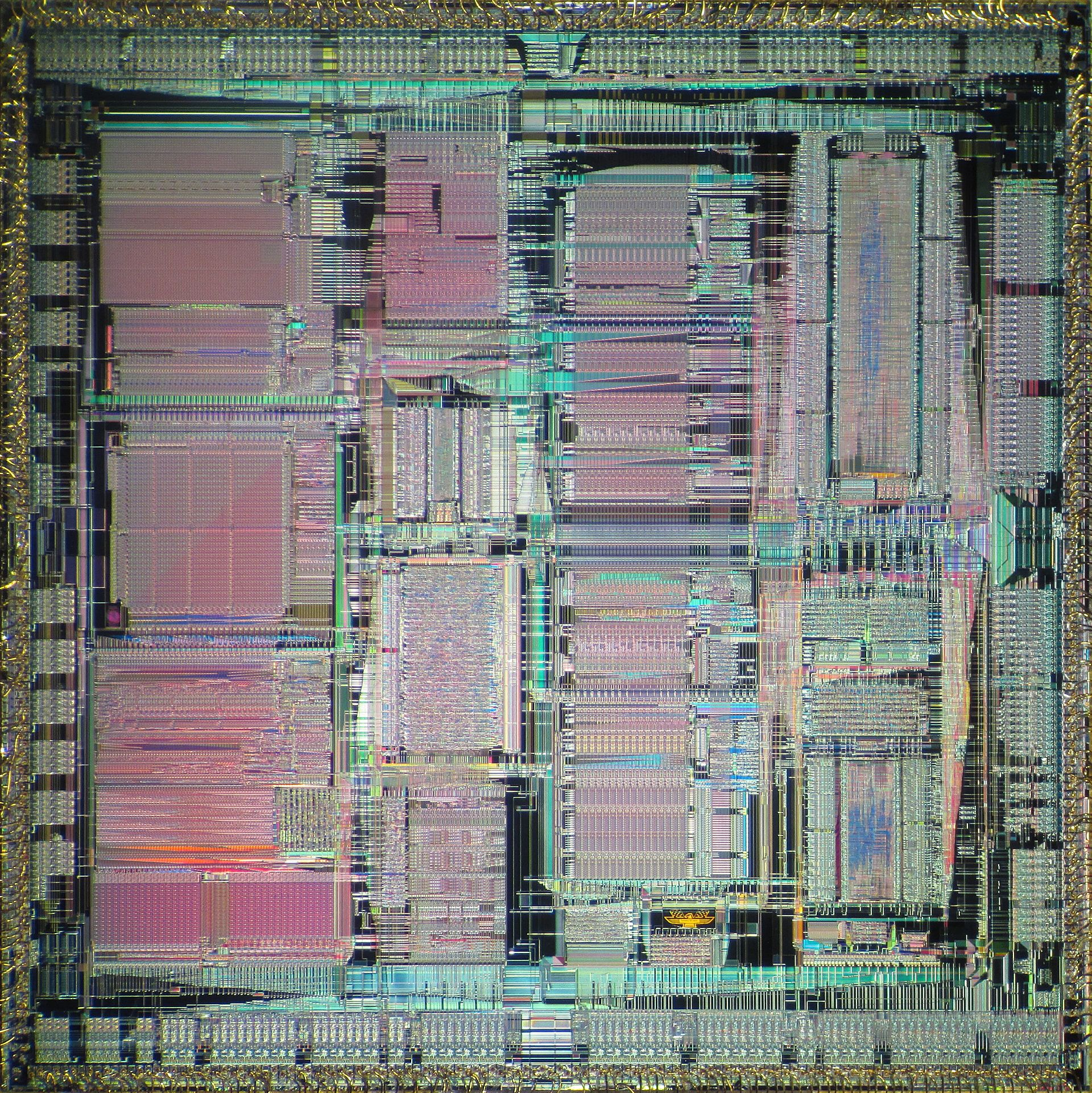 照片中包含了帕 7100、PA-RISC、PA-7100、惠普、精簡指令集計算機