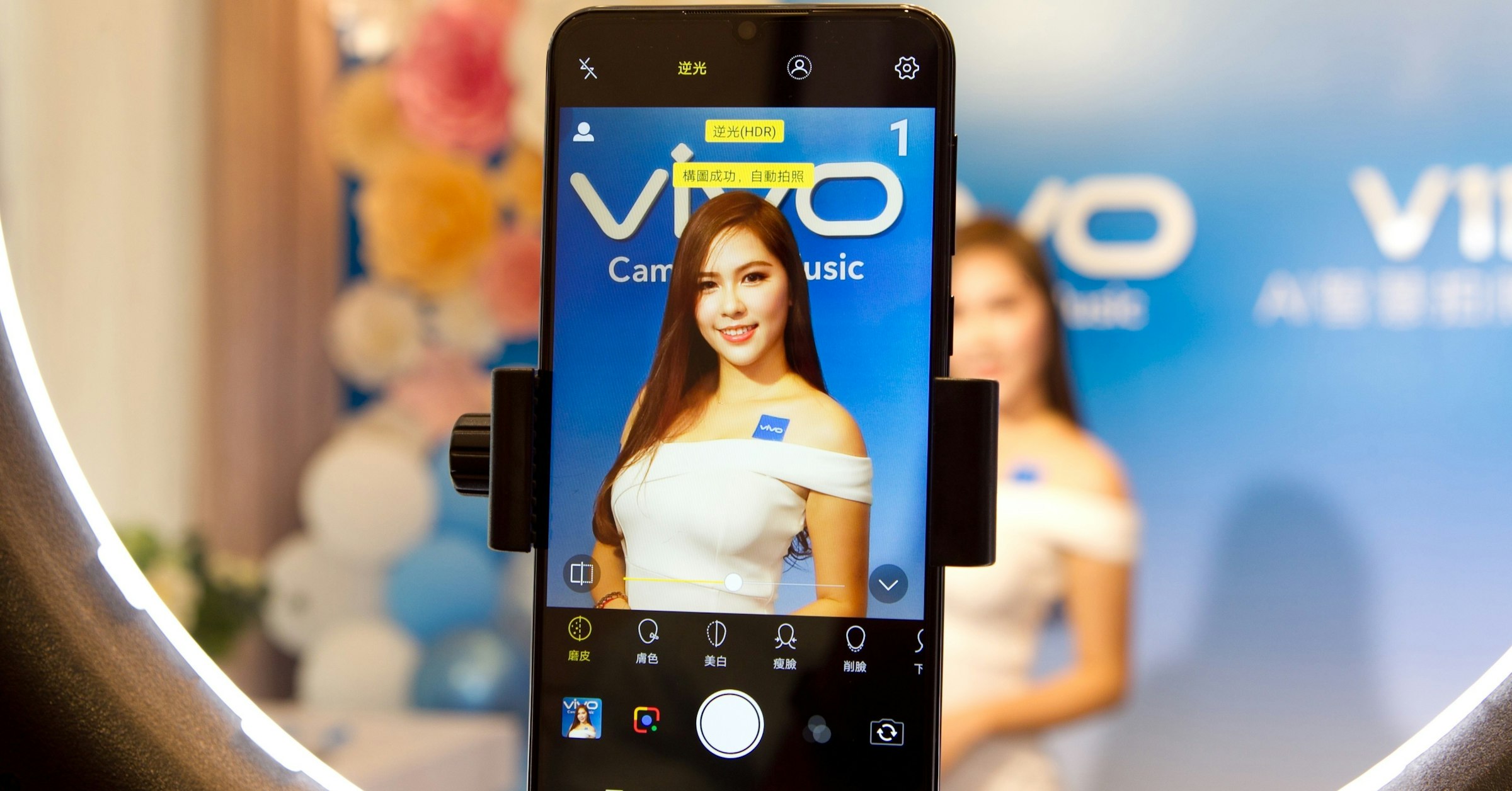 Feature phone, Smartphone, Mobile Phones, Cellular network, Girl, cellular network, mobile phone, gadget, communication device, electronic device, technology, cellular network, feature phone, smartphone, portable communications device, telephone