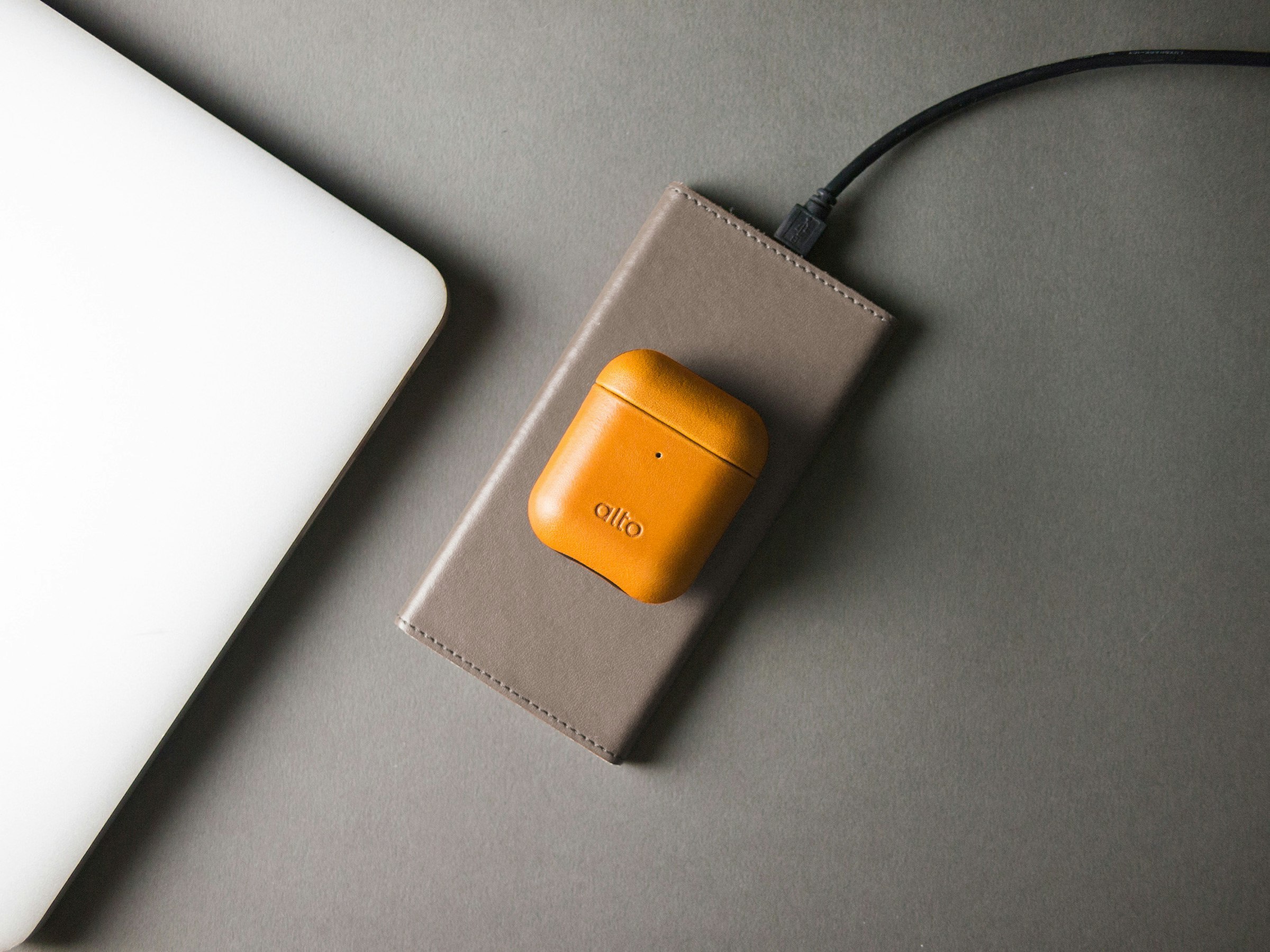 AirPods, 飛比價格, iPhone 7, Product, Goods, Leather, , Price, Apple iPhone 8, Comparison shopping website, orange, Orange, Yellow, Material property, Technology, Electronic device
