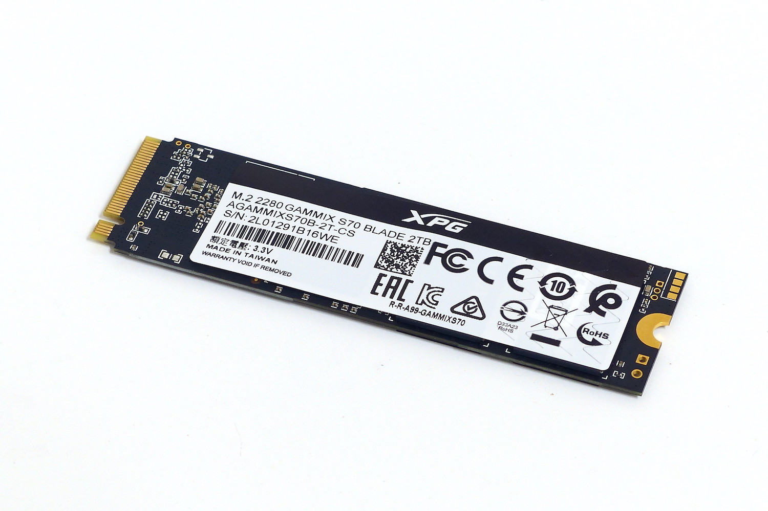 一圖看懂從傳統硬碟到SSD，PCIe Gen4 飆速7400MB/s 的奧秘同場加映XPG