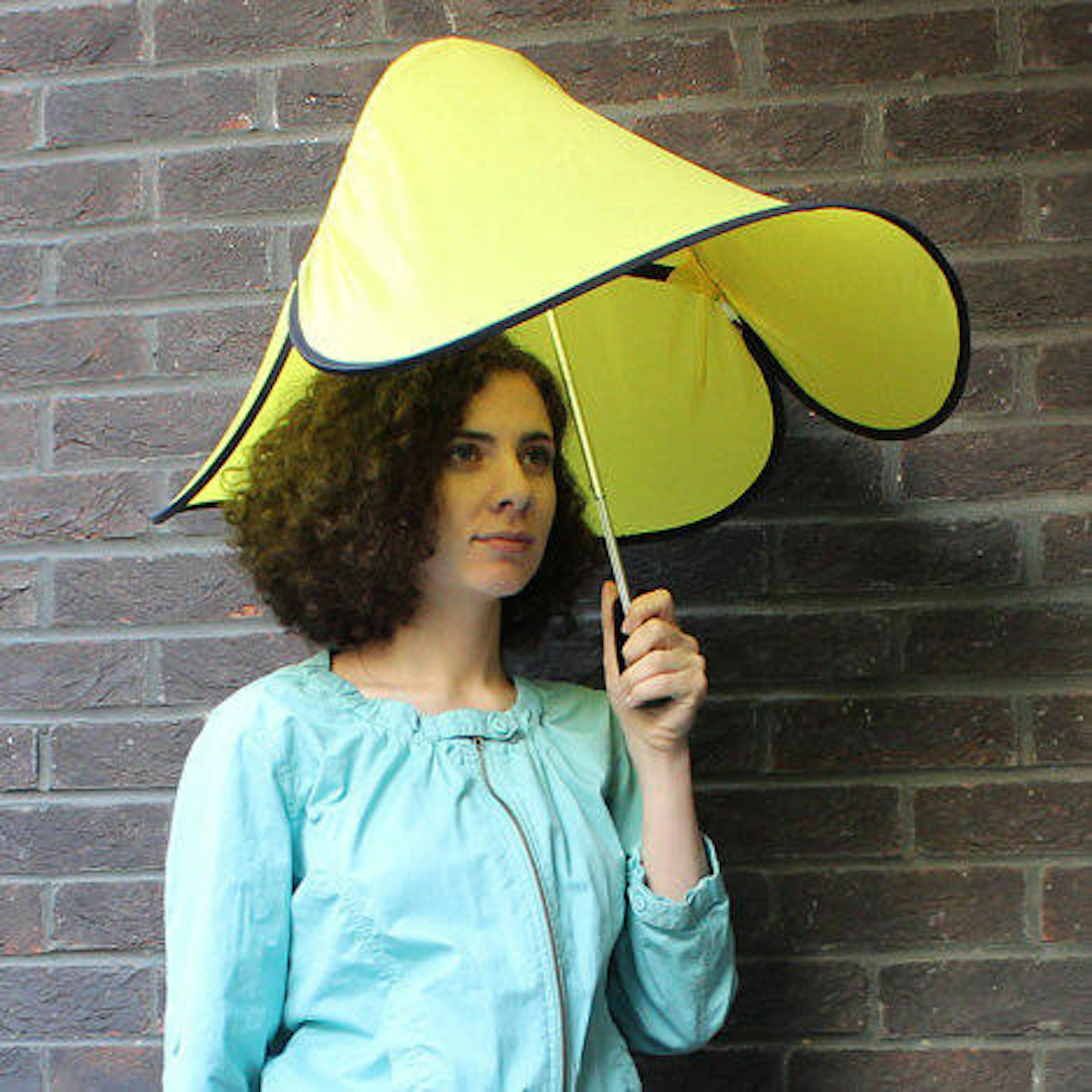 是對抗風雨！Drop Umbrella以柔克剛這篇文章的首圖