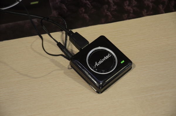 是Computex 2014：訊動科技的ScreenBean Pro，能讓將你手機或平板畫面以無線的方式輕易丟上大螢幕這篇文章的首圖