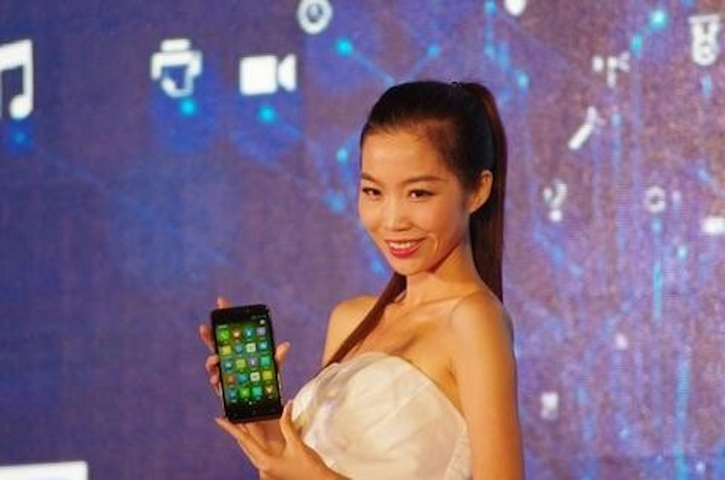 是首款基於 QRD 平台的 TD-LTE 手機天語大黃蜂 4G 正式發表這篇文章的首圖