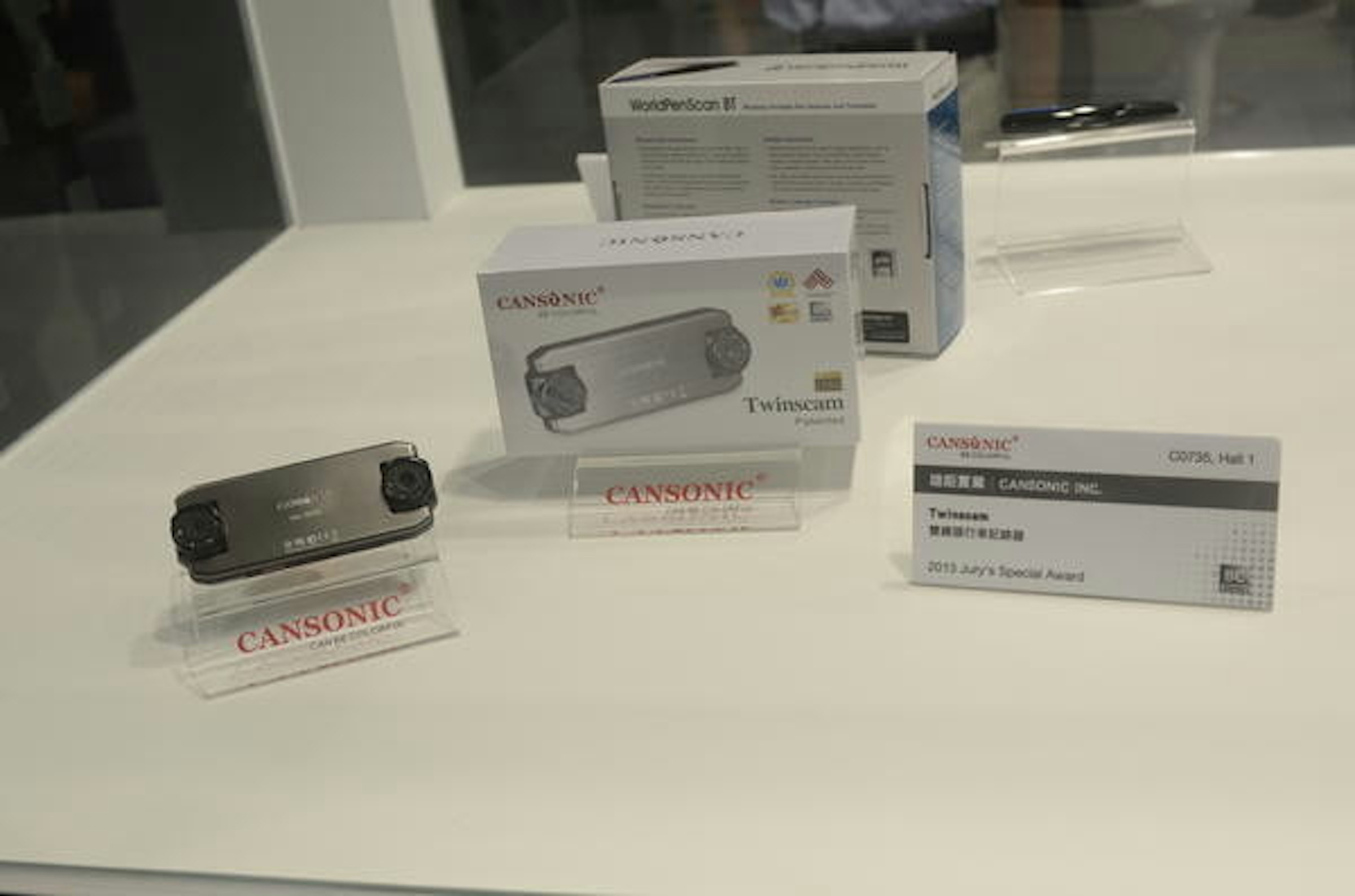 是Computex 2013：Cansonic雙鏡頭行車記錄器這篇文章的首圖