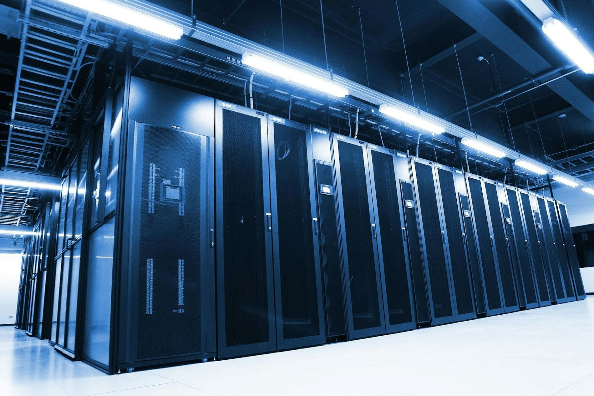 是鴻海集團民間商轉超級電腦一舉進入全球 HPC 50 強，比起台灣現有 HPC 性能高出三倍這篇文章的首圖