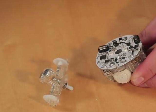 是星際大戰機器人BB-8 運作原理完全解析這篇文章的第5圖