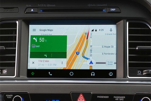 現代汽車的 2015 年 Sonata 成為首款搭載 Android Auto 平台的市售車