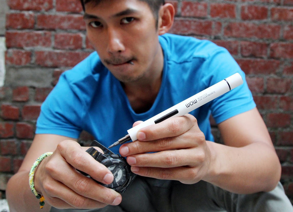 是Wowstick 電動螺絲起子-推薦給想輕鬆解決維修大小事、當個有品味的工具人的你!這篇文章的首圖