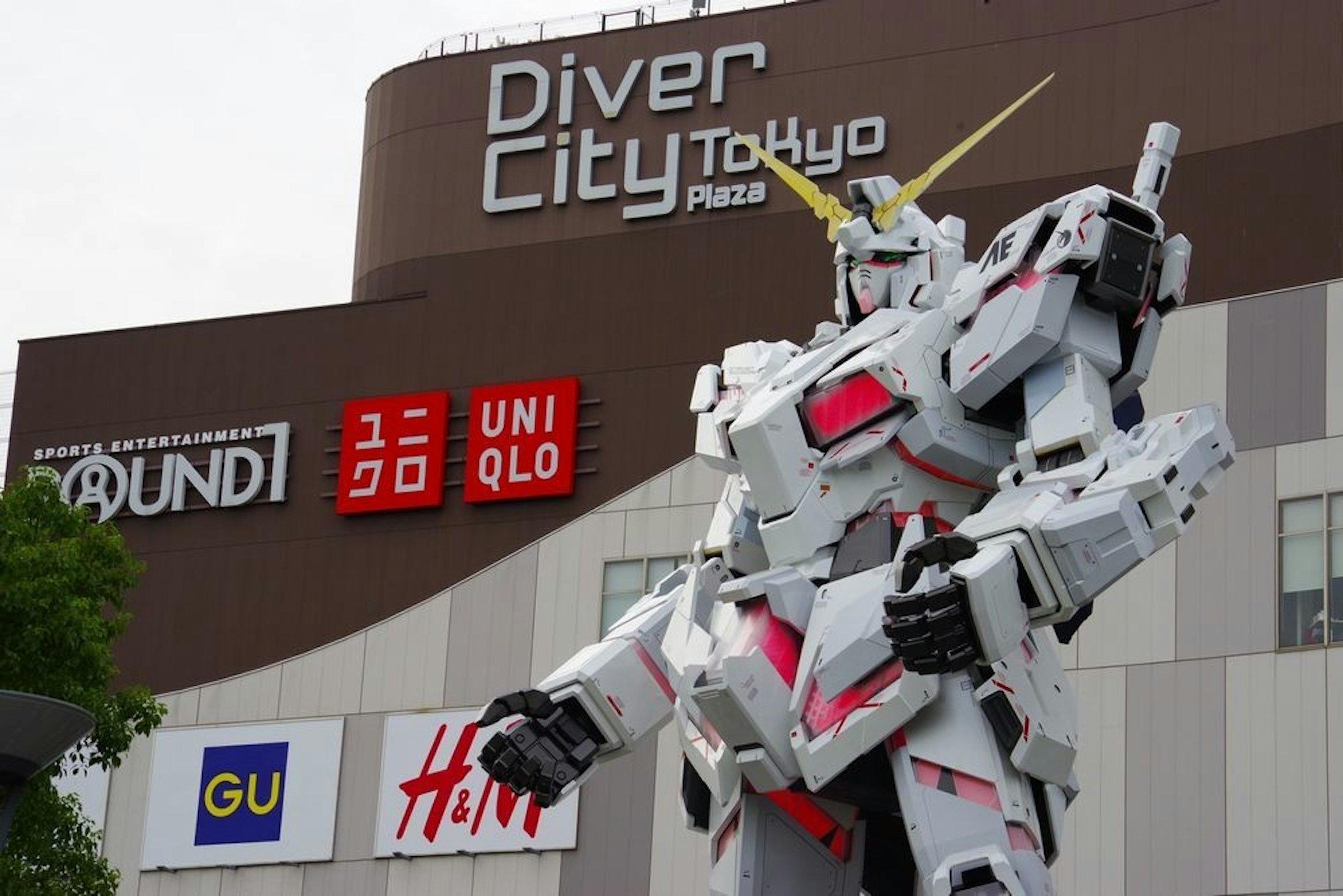 是鋼彈粉絲東京朝聖新據點，造訪台場 The Gundam Base Tokyo 與 1:1 獨角獸鋼彈立像這篇文章的第1圖