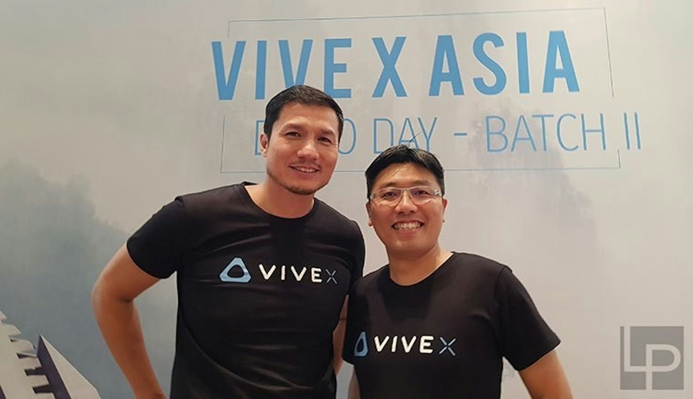 Mobile World Congress, Virtual reality, Augmented reality, Electronic Entertainment Expo 2017, , HTC, Video Games, , Video game developer, Unity, t shirt, t shirt, fun, recreation, race, physical fitness, product, sportswear