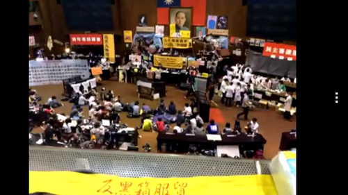 是移動第四台的首選軟體:AMO TV,隨時隨地都能看電視第四台!這篇文章的首圖