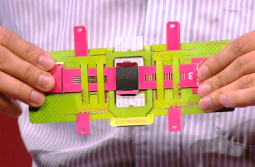 是史丹佛大學研究人員將發送一萬組「摺紙顯微鏡」(Foldscope)來推廣科學教育這篇文章的首圖