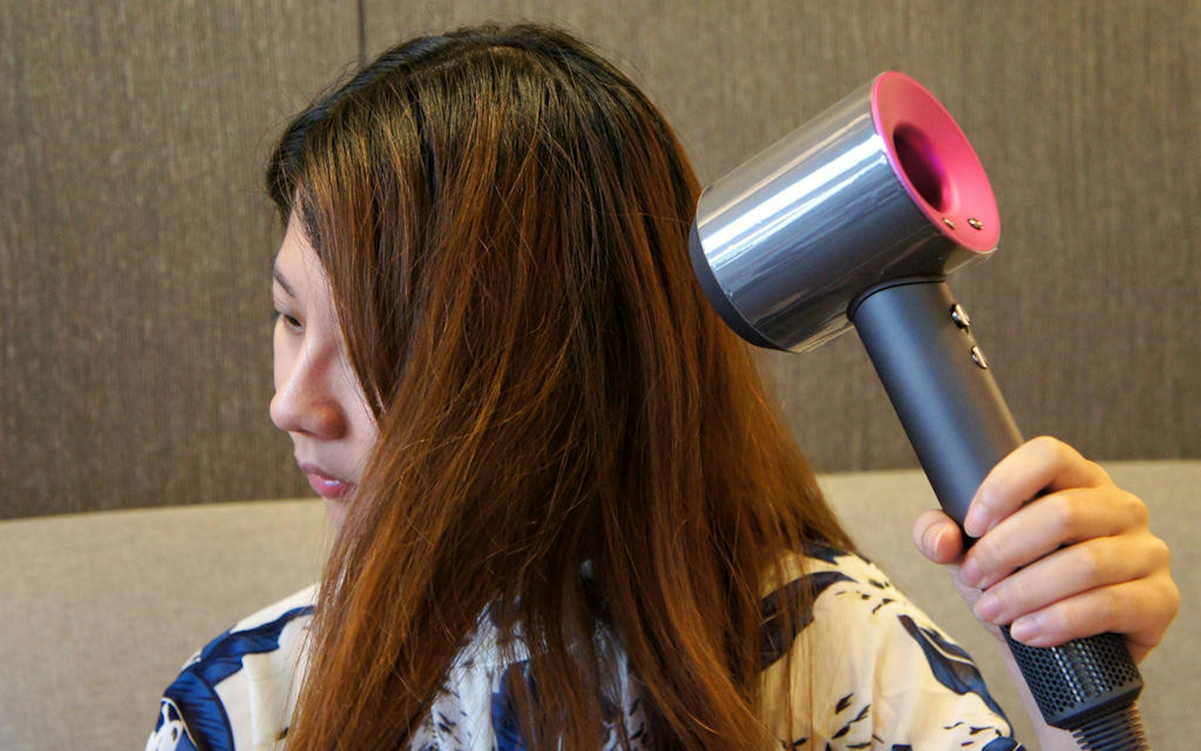 是懶科技：正在猶豫要不要入手 Dyson Supersonic 吹髮神器？看完這包再決定！這篇文章的首圖
