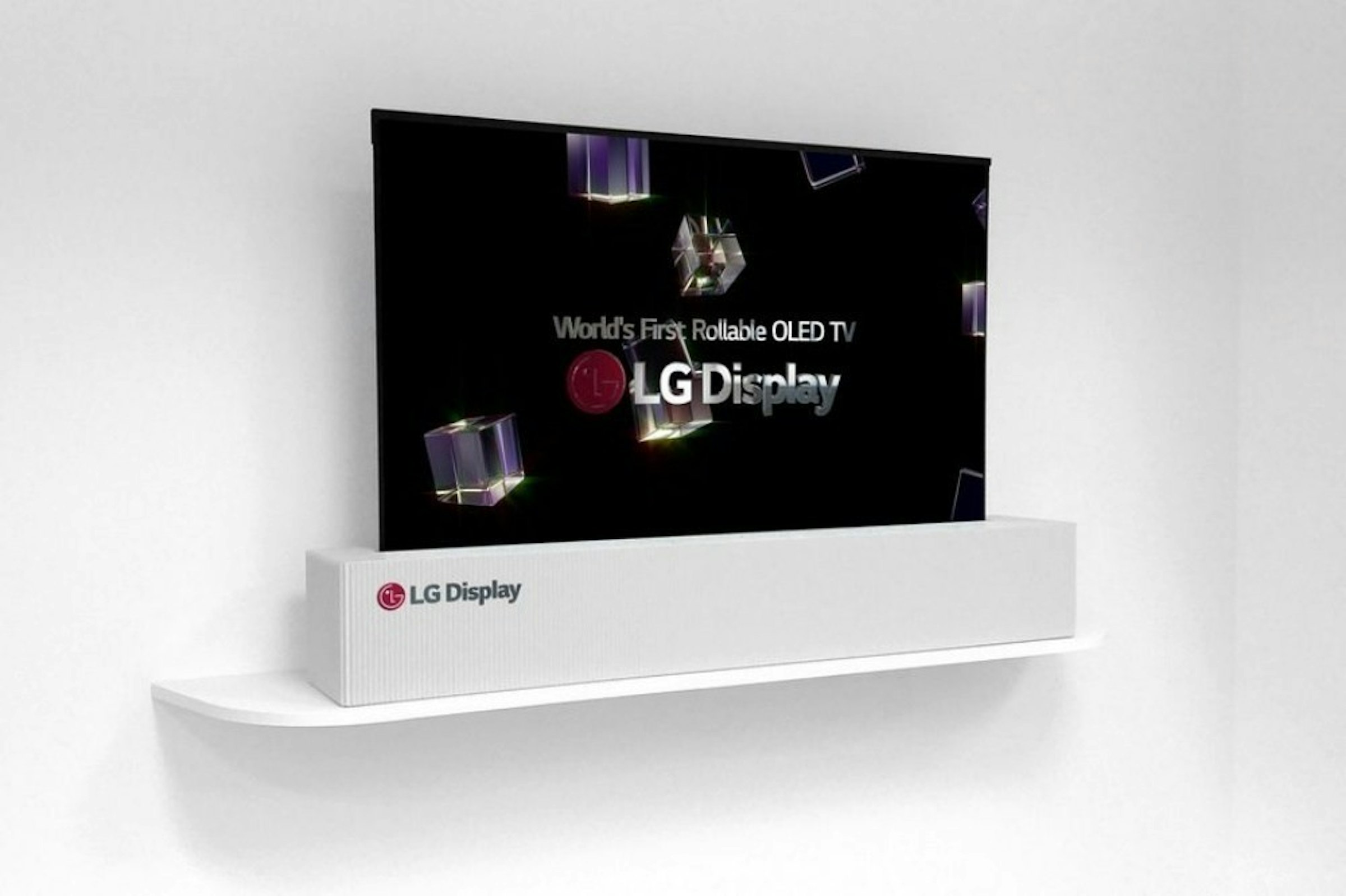 是LG計畫明年正式推出市售版螢幕可捲曲收納OLED電視這篇文章的首圖