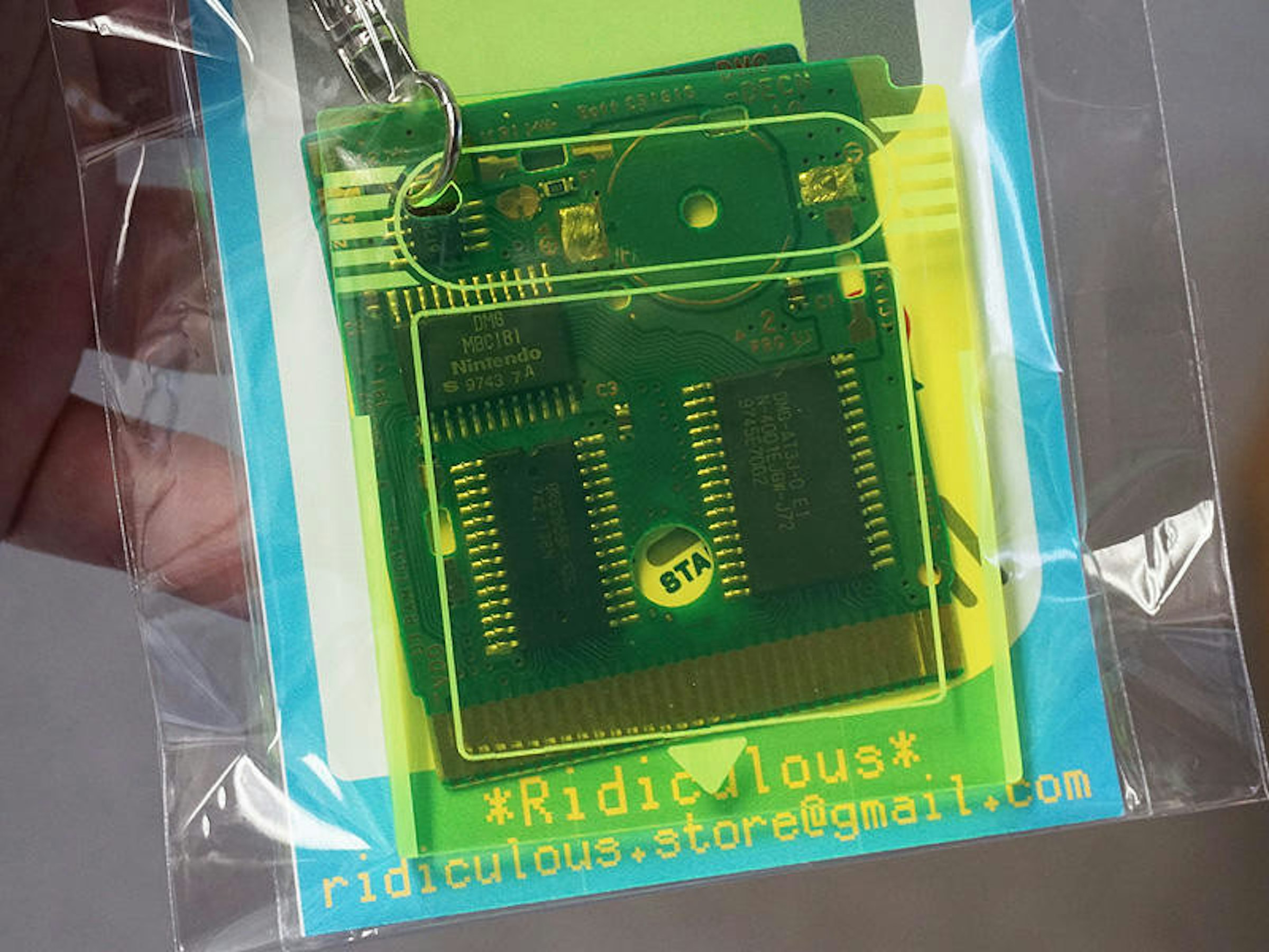 是Gameboy卡帶壞了沒差 搖身一變成為帥氣鑰匙圈這篇文章的第1圖