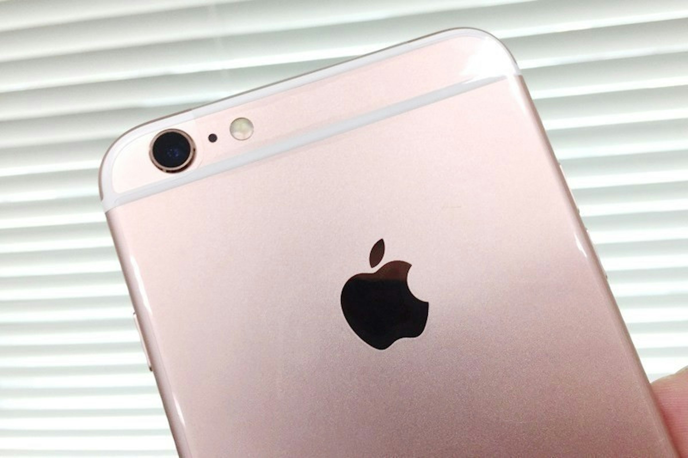 是明年調整維修費用 舊款iPhone過保更換電池優惠將在年底結束這篇文章的首圖