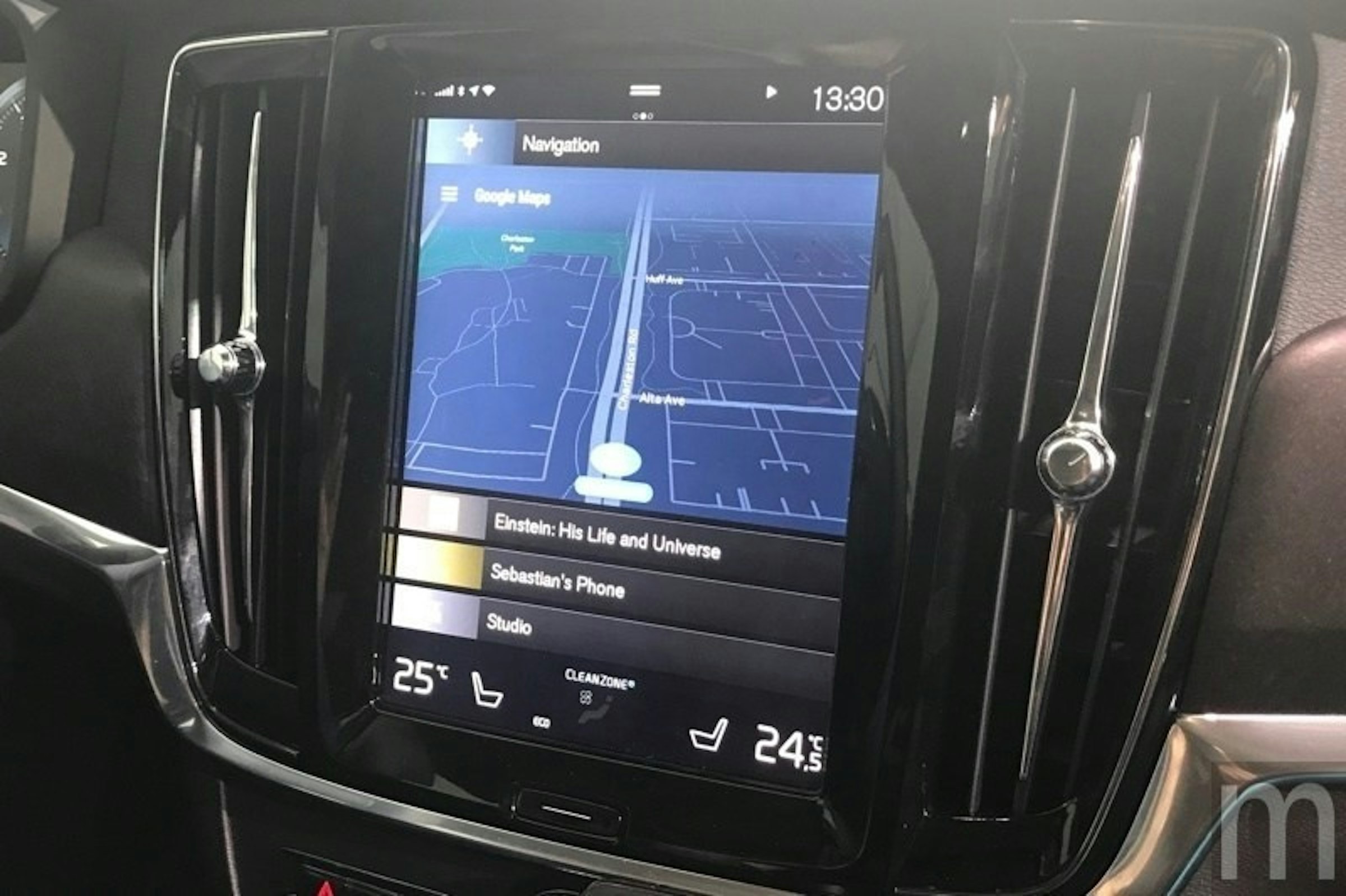 是Google與Volvo、Audi合作打造的原生Android Auto車載系統將於2020年推出這篇文章的首圖