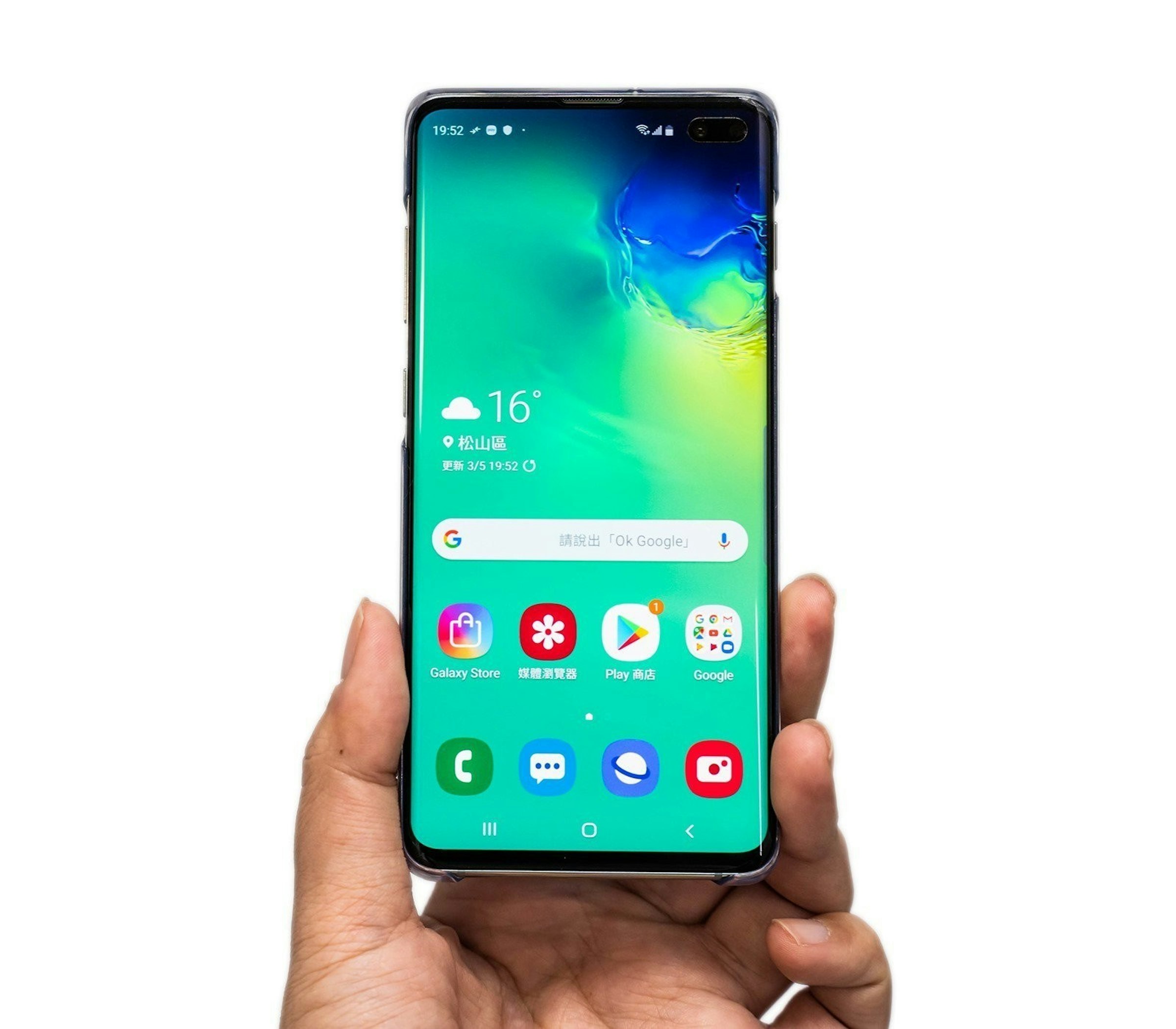 是開賣了！Galaxy S10+ 台灣版盒裝開箱 (絢光綠)，看看盒中有什麼？(Galaxy S10+ unboxing)這篇文章的首圖